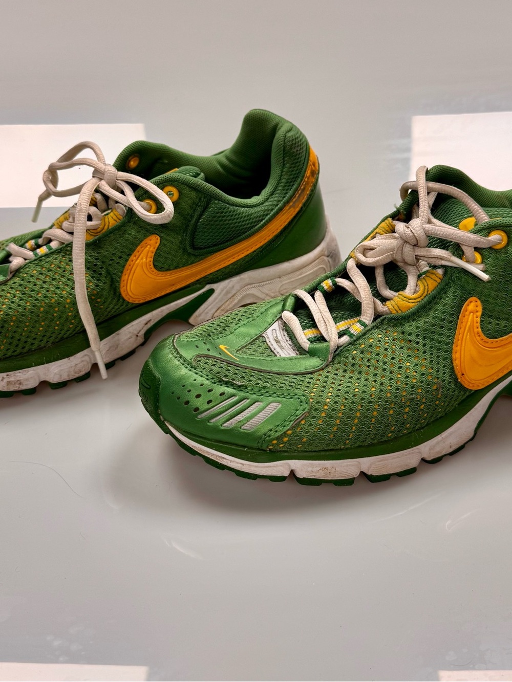 Vintage Nike Air Max Pre Lives Prefontaine 2005 Oregon Ducks Green Yellow Sz 9.5
